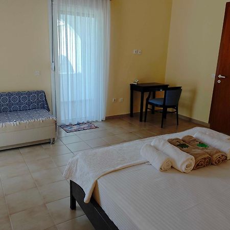 Sithonia Lodge Метаморфоси Екстериор снимка