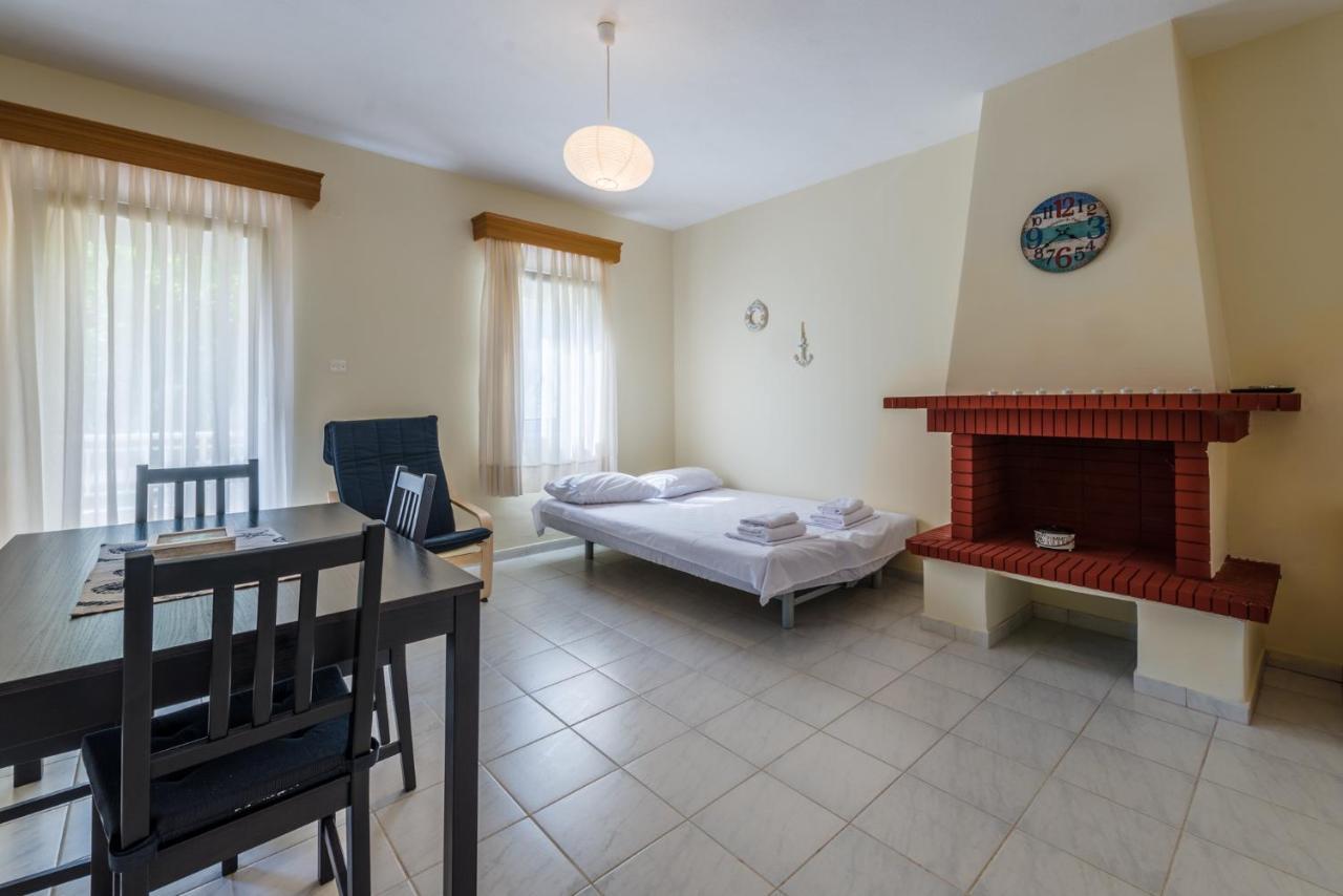 Sithonia Lodge Метаморфоси Екстериор снимка