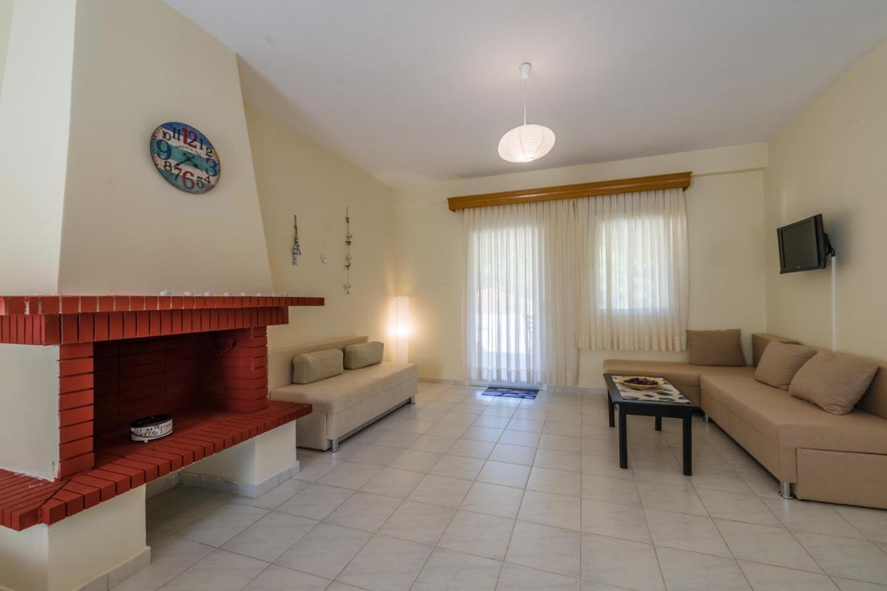 Sithonia Lodge Метаморфоси Екстериор снимка